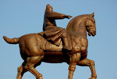 Power and Prosperity during the Tang dynasty